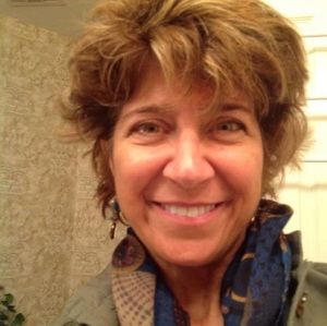 Meet your Posher, Lois